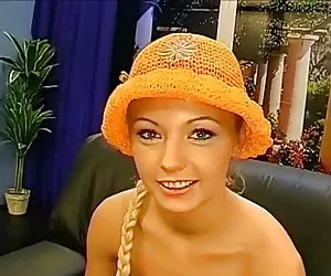 Madura rubia Ene introducir Linda a BBC
