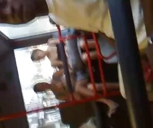 Doble penetración en unas medias de corsé y botas