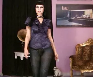 Cougar con enormes tetas follada por un Adolescente Joven Negro