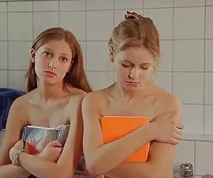 Southindian tetona tía en Abrir Balck camisón