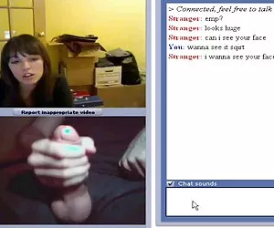 milf negra con tetas gigantes monta un gallo blanco