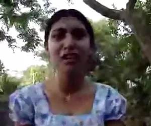 Un ama de casa india puta