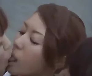 madre de Samantha milf madurita folla a amigo hijos!