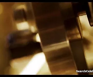 Gorgeous Alexis en medias y tacones altos